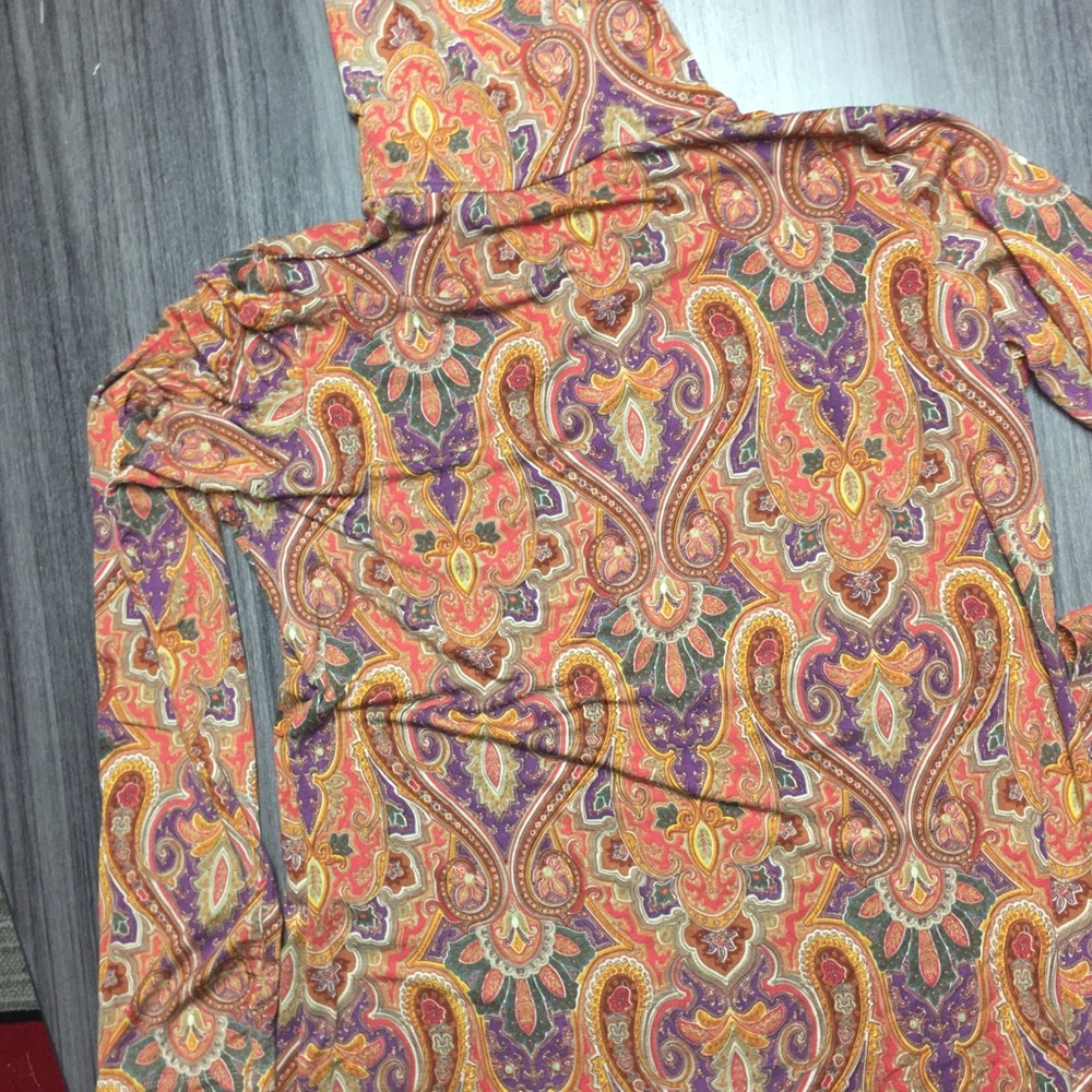 SOLD-Travel Smith Women’s Orange Brown Tneck Large